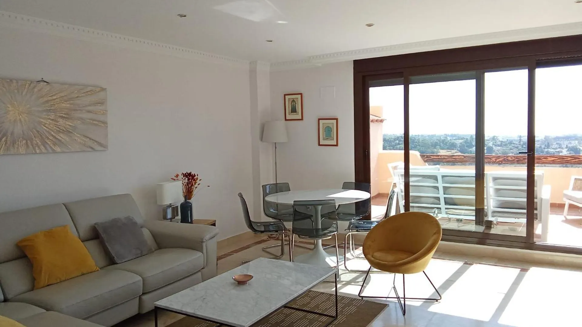Atico Con Vista Al Mar Y Cerca Campos De Golf Apartment Estepona Spain