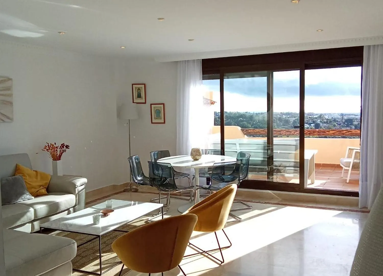 Atico Con Vista Al Mar Y Cerca Campos De Golf Apartment Estepona